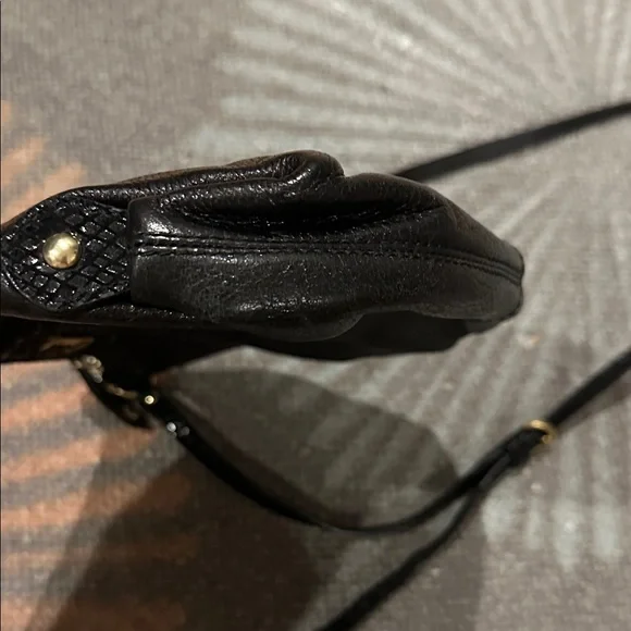 Black Leather Crossbody Bag - Picture 5 of 8